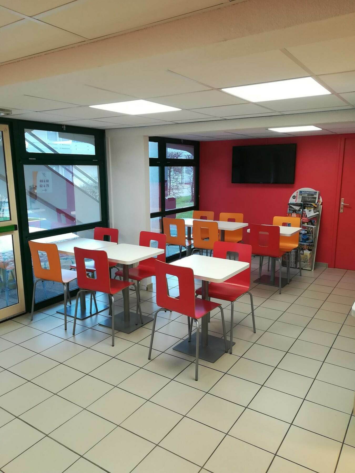 Premiere Classe Vichy - Bellerive Sur Allier Esterno foto